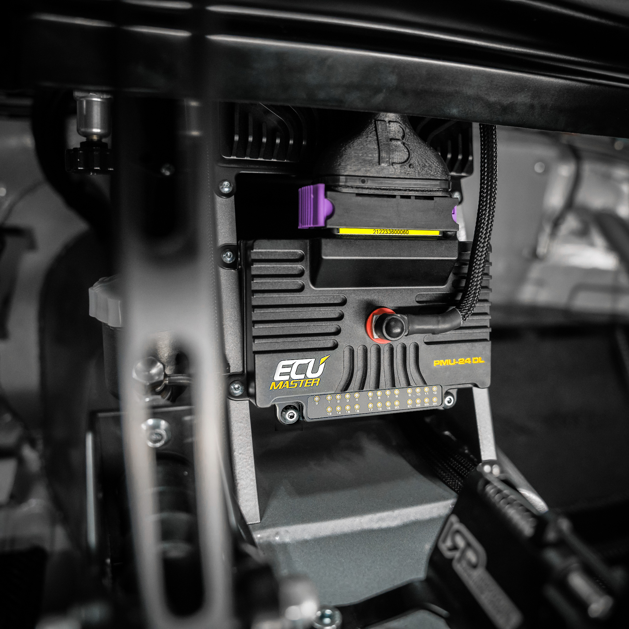 ECUMASTER PMU-24 DL POWER MANAGEMENT UNIT