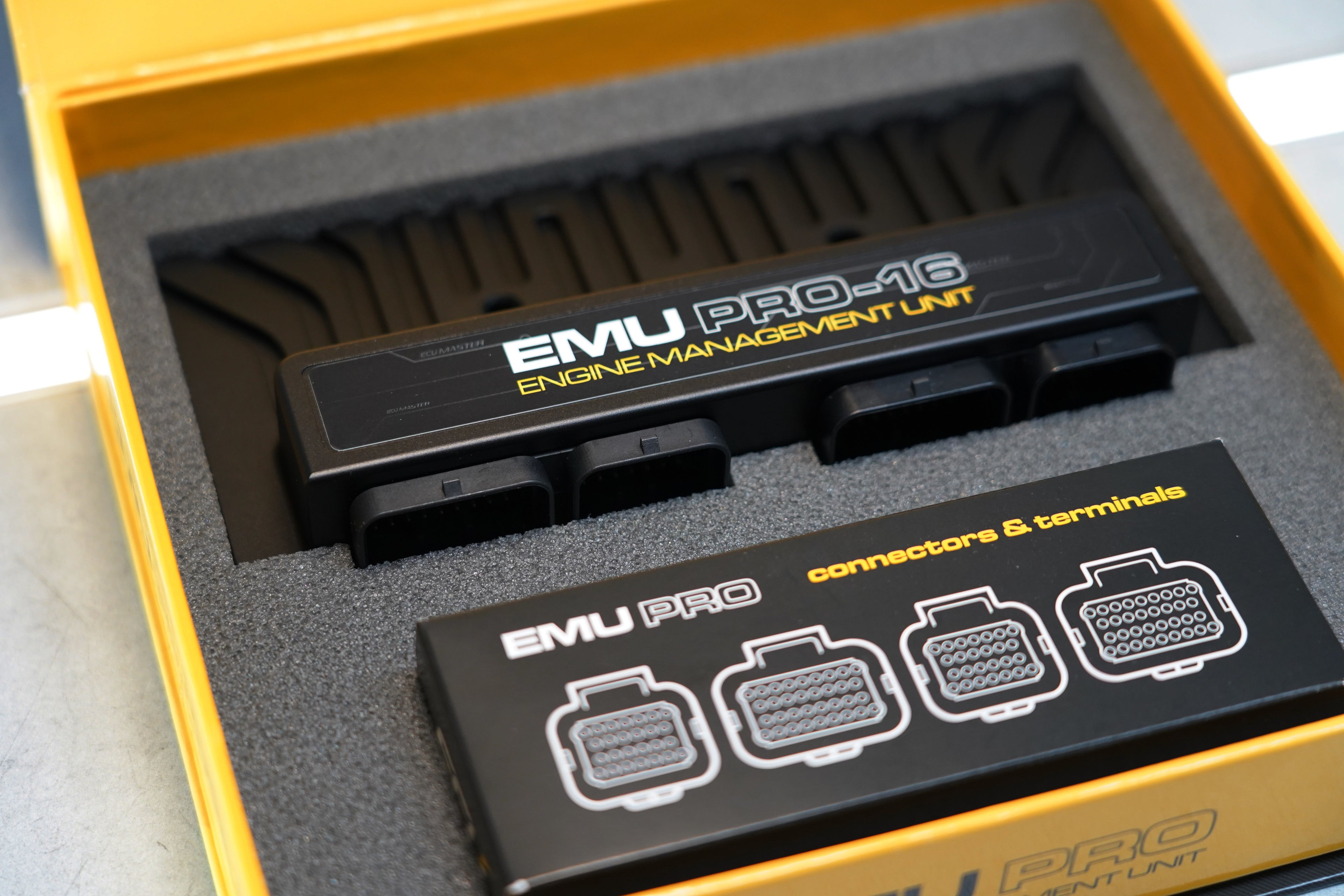 ECUMASTER EMU PRO-16 Engine Management Unit