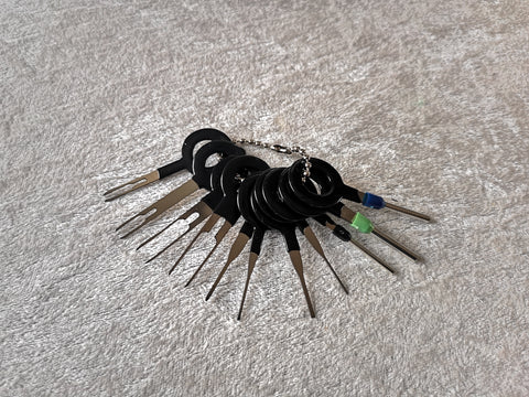 De-pin Connector Tool